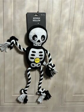 Spooky Hallow dogs rope chew toy Halloween skeleton new soft chew toy 20”